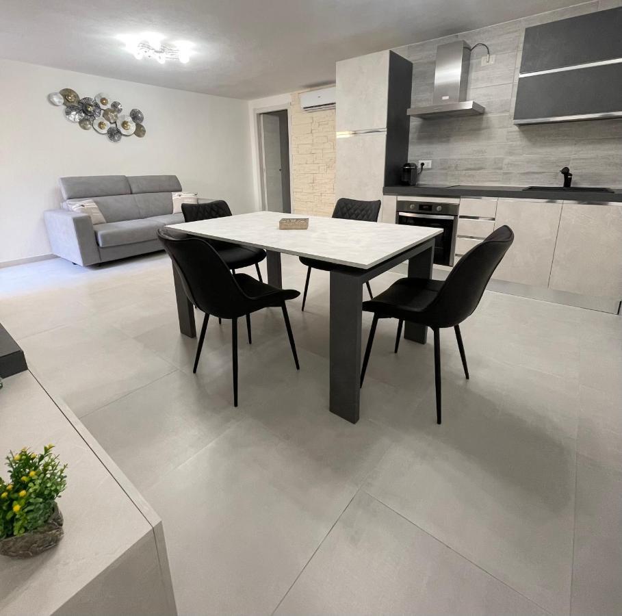 Appartamento Picasso Villasimius Exterior photo